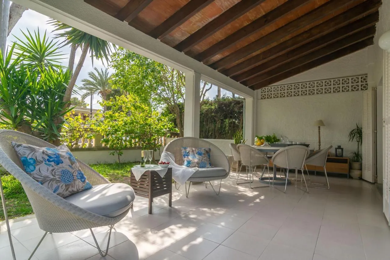 Villa Campins contacts